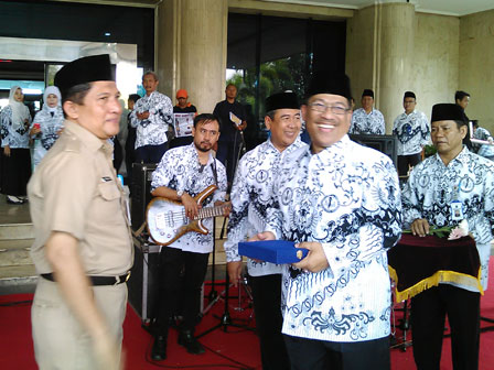Pencarian PGRI Ilirbarati - Persatuan Guru Republik Indonesia Cabang Ilirbarati